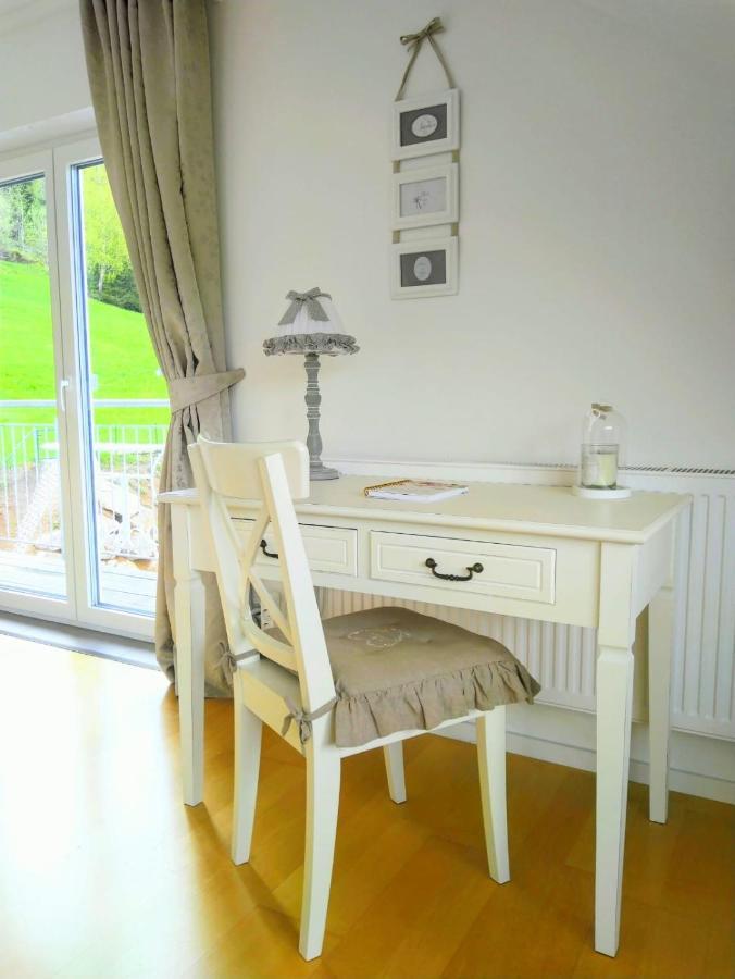 Romantic Style Apartment Titisee-Neustadt Εξωτερικό φωτογραφία